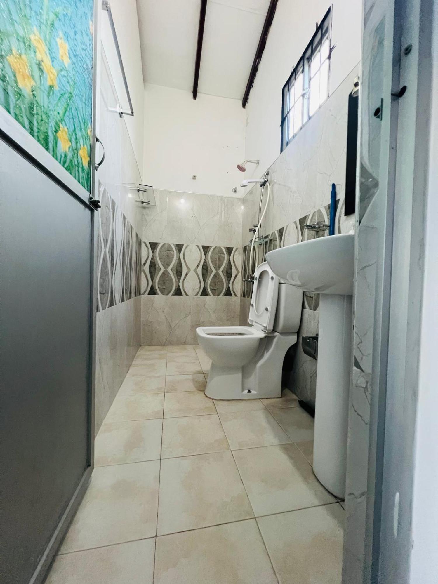 Honey Beach Hostel Negombo Eksteriør bilde