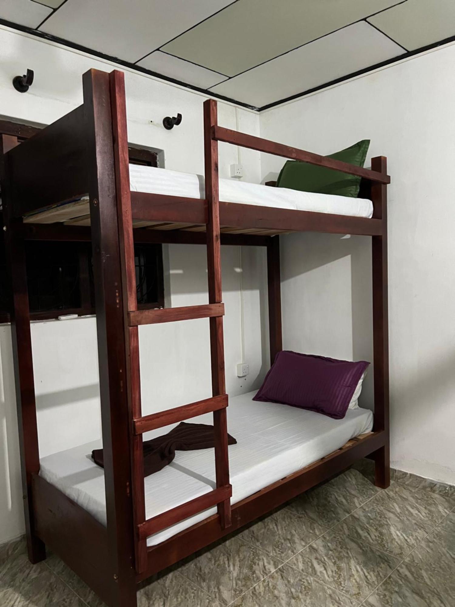 Honey Beach Hostel Negombo Eksteriør bilde