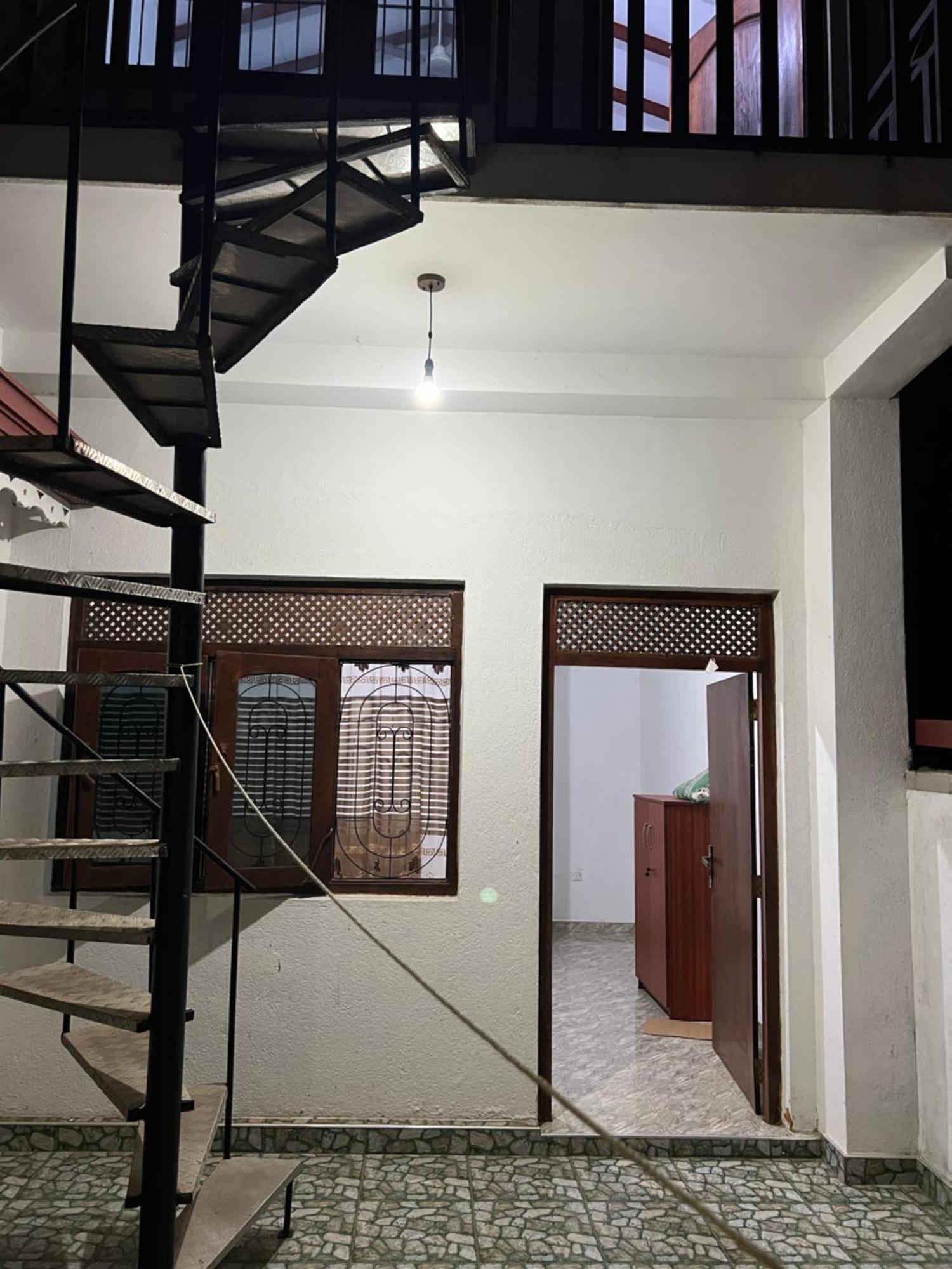 Honey Beach Hostel Negombo Eksteriør bilde